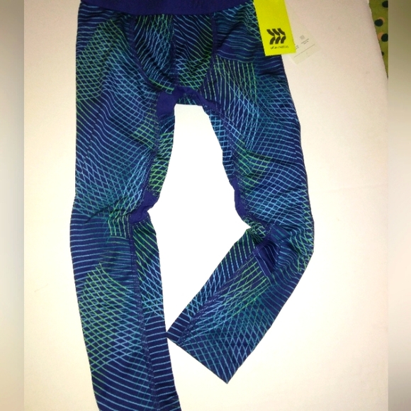 NWT☆ALL IN MOTION☆Boy's Moisture Wicking/Ventilated Fitted Athletic Tights - Picture 6 of 13